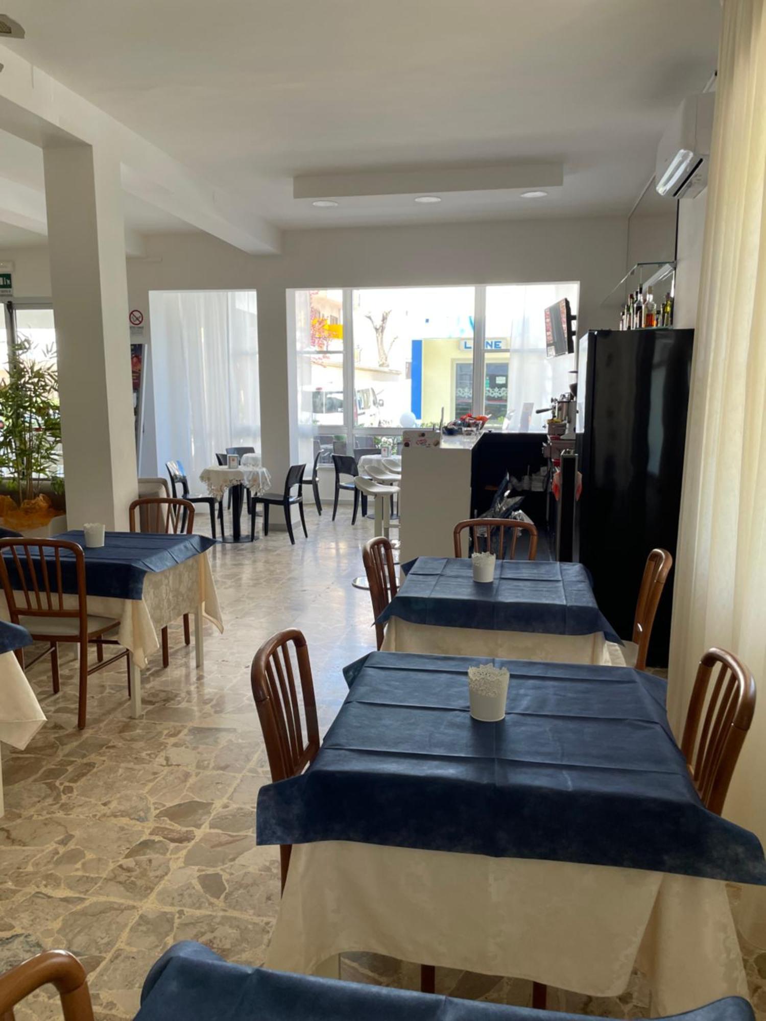 Hotel Barbiani Riccione Bagian luar foto
