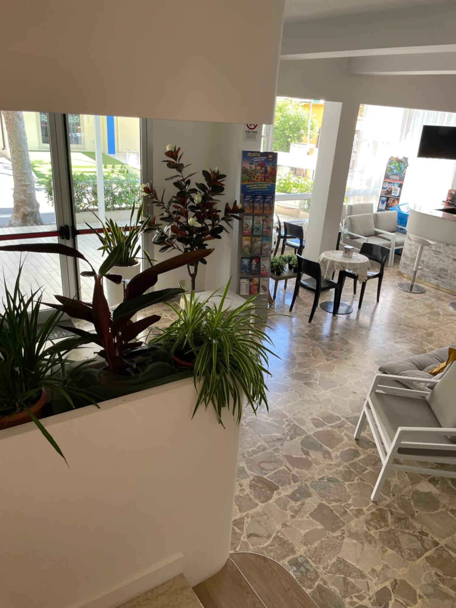 Hotel Barbiani Riccione Bagian luar foto